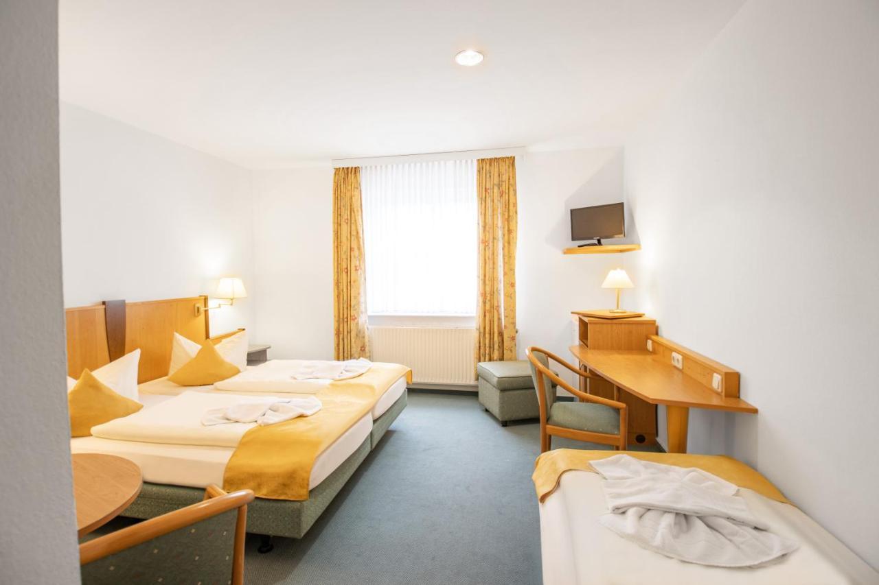 Hotel Garni Zwickau-Mosel 뮬젠 외부 사진